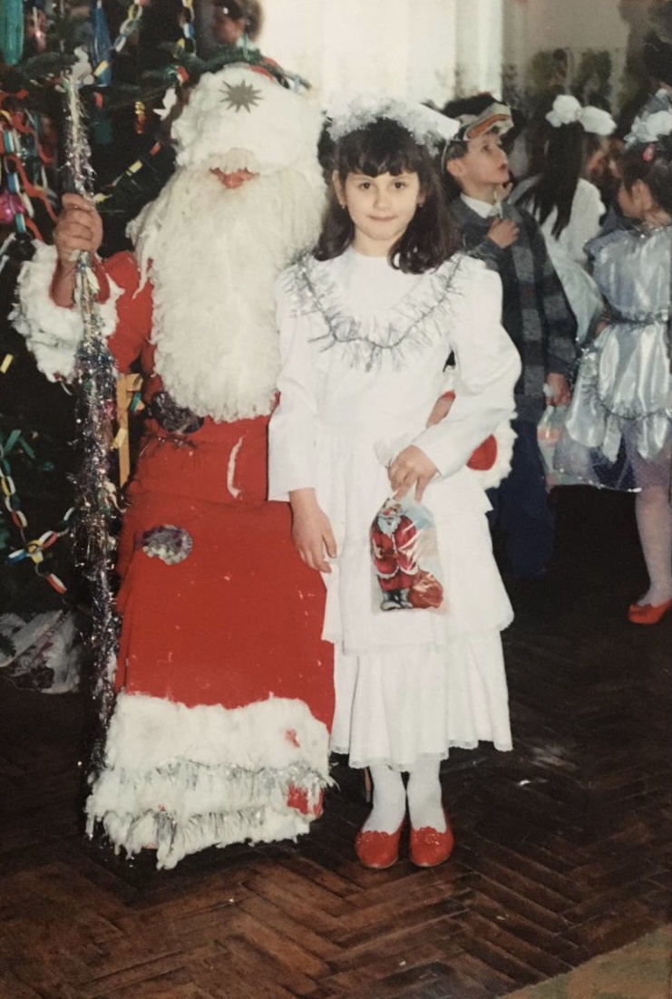 Українські телезірки показали шкільні фото і згадали курйози: роки були феєричні